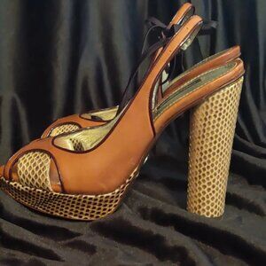 DOLCE & GABBANA SNAKE SKIN HEELS